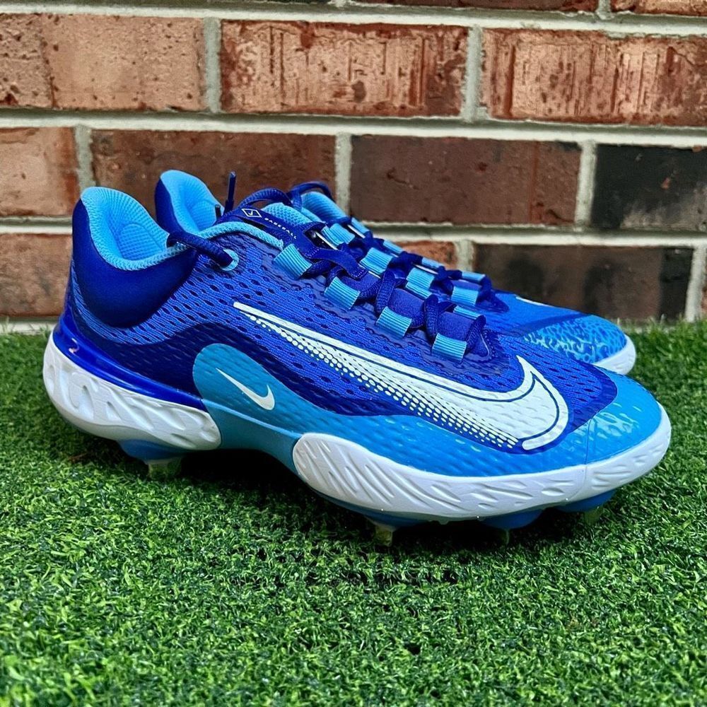 Nike Alpha Huarache Elite 4
Men's Baseball Cleats size 8